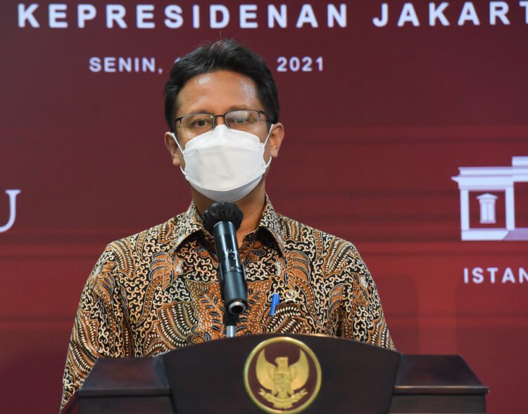 Vaksinasi Terus Berjalan, Menkes: Tetap Disiplin dan Waspada