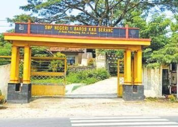 22 Komputer SMPN Digondol Maling