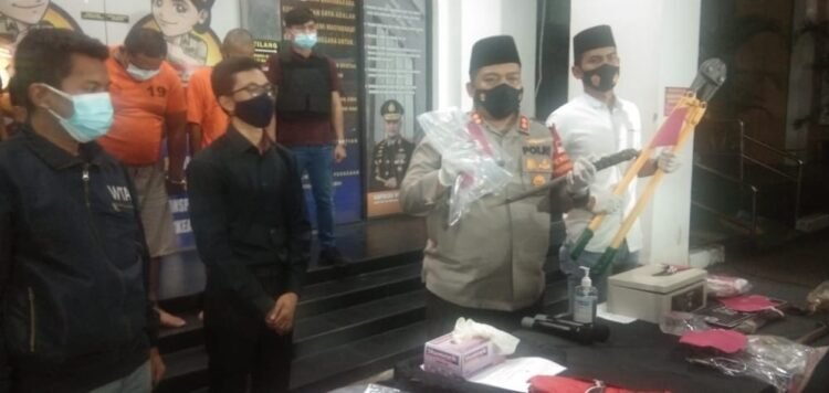 Beraksi Ratusan kali, Spesialis Pembobol Rumsong dan Minimarket Dibekuk Polres Tangsel