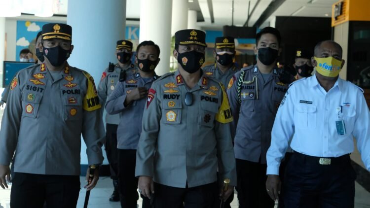Kapolda Banten Cek kesiapan Pelayanan ASDP Merak