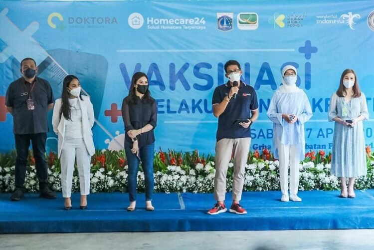 Kemenparekraf Fasilitasi Vaksinasi COVID-19 Bagi Pelaku Ekonomi Kreatif
