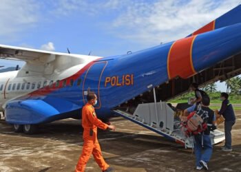 Lima Belas Ton Bantuan Penanganan Darurat Bencana NTT Tiba di Kupang