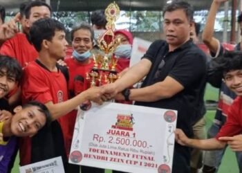 PDI-P Gelar Hendri Zein Futsal Turnamen Jaring Minat Kaum Millenial