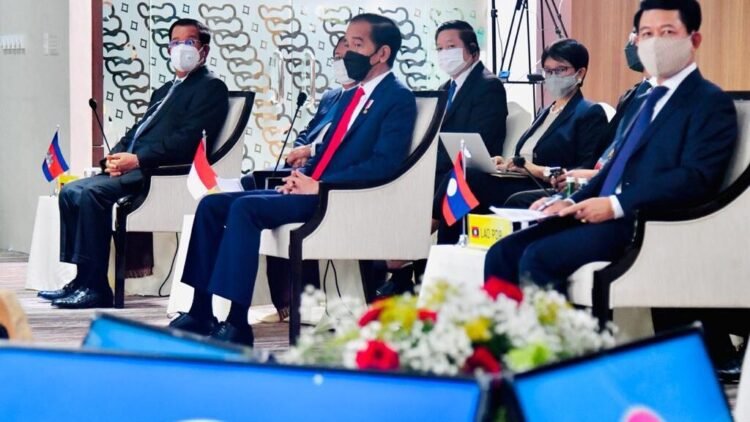 Para Pemimpin Negara ASEAN Bertemu Bahas Situasi di Myanmar