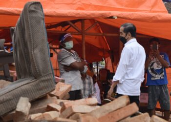 Presiden Tinjau Lokasi Terdampak Gempa di Kabupaten Malang