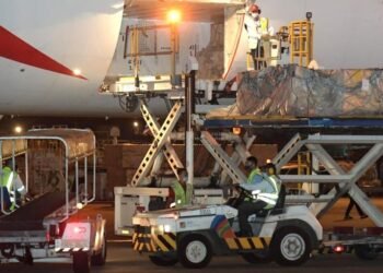 Sebanyak 3,852 Juta Dosis Vaksin Siap Pakai AstraZeneca Tiba di Indonesia