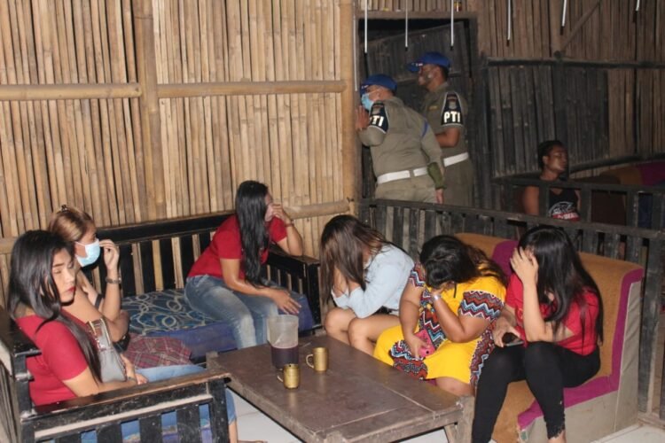 Berkeliaran di Bulan Ramadan, 12 PSK di Kalimati Pasar Kemis Diamankan Satpol PP 