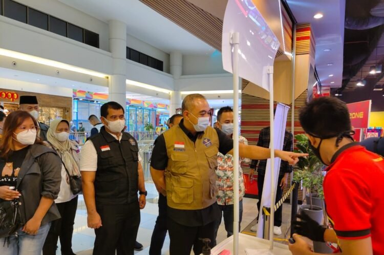Bupati Zaki Instruksikan Pejabat Pantau Kerumunan di Pusat Perbelanjaan dan Tempat Wisata