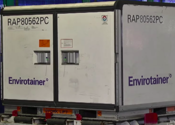 Delapan Juta Bahan Baku Vaksin COVID-19 Tiba di Tanah Air