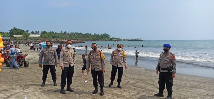 Dukung Instruksi Gubernur, Karo Ops Polda Banten Cek Pospam Wisata Anyer