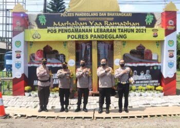 Kapolda Banten Tinjau Pos Penyekatan Gayam di Kabupaten Pandeglang