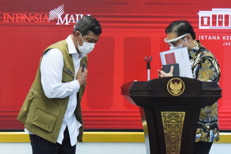 Ketua Satgas COVID-19 Minta Pelaku Perjalanan Lakukan Karantina Mandiri