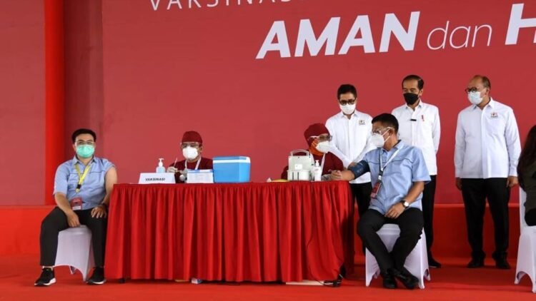 Menteri Investasi: Vaksinasi Gotong Royong Akan Bentuk Kepercayaan Publik dan Opini Global Terkait Penanganan Pandemi Indonesia