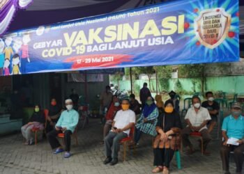 Ratusan Lansia di Tigaraksa Divaksin Covid-19