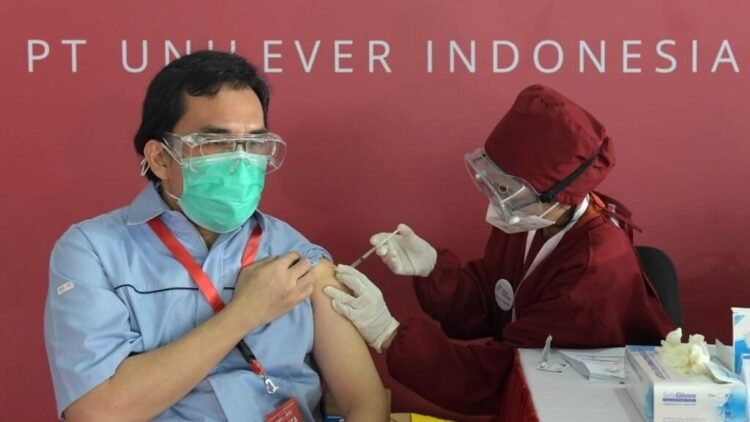Vaksinasi Gotong Royong Langkah Terbaik Pemerintah dan Sektor Swasta untuk Memutus Rantai Penyebaran Covid-19