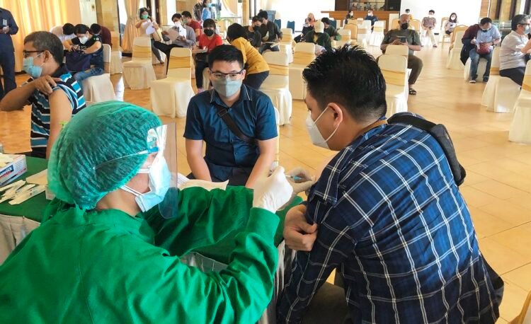 Dukung Program Pemerintah Percepatan Vaksinasi Covid-19, Paramount Land Buka Sentra Vaksin