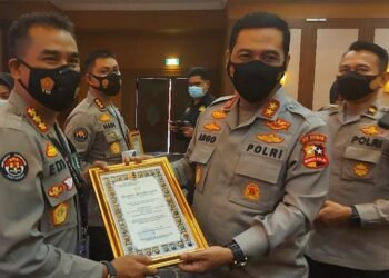 Aktif Dalam Manajemen Media, Kabid Humas Polda Banten di Ganjar Penghargaan