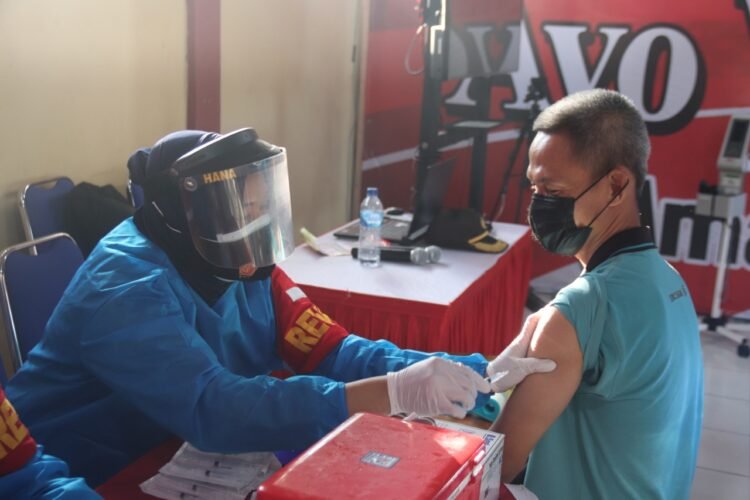 Andi Ucapkan Terimakasih Kepada Polda Banten Atas Pelayanan Vaksinasi Massal