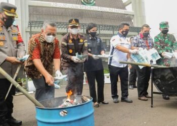 Kejari Tangsel Musnahkan Barang Bukti Senilai Rp 5,8 Miliar