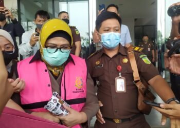 Kenakan Rompi Pink, Ketua KONI Tangsel Ditetapkan Tersangka Dugaan Korupsi Dana Hibah