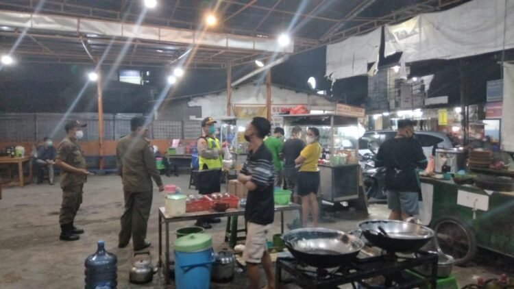 Langgar PPKM, Warung Makan dan Kafe Di Batuceper Ditutup Paksa