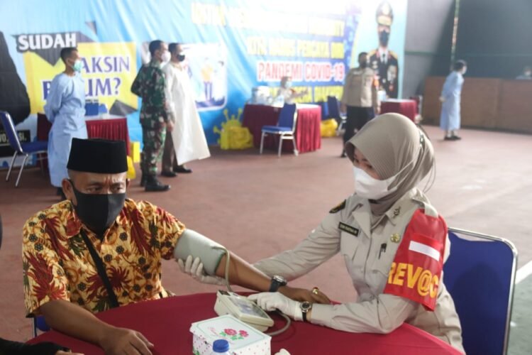 POLDA BANTEN LUNCURKAN  “VAKSINASI DIJAJAPKEUN KA BUMI”