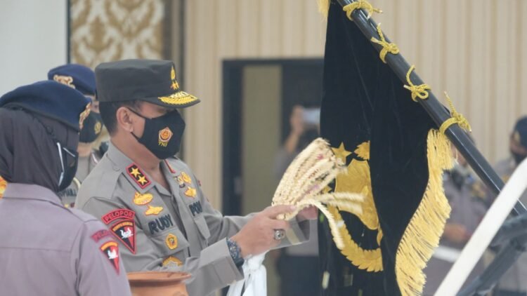 Polda Banten Gelar Upacara Pencucian Pataka, Jelang HUT 1 Juli