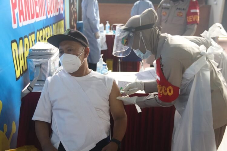 Polda Banten Gelar Vaksinasi Massal Untuk Masyarakat Umum