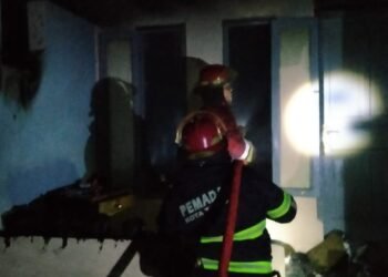 Satu Rumah dan Empat Kontrakan di Ciputat Dilalap Si jago Merah