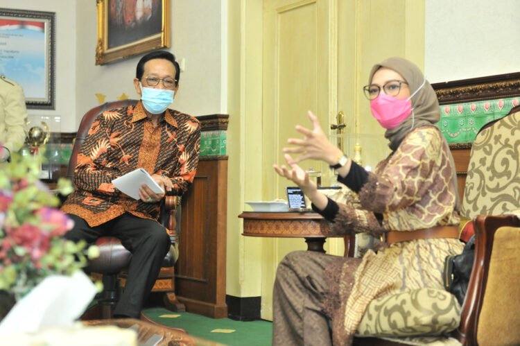 Stafsus Presiden Angkie Yudistia Bertemu Gubernur DIY Bahas Percepatan Vaksinasi Bagi Disabilitas