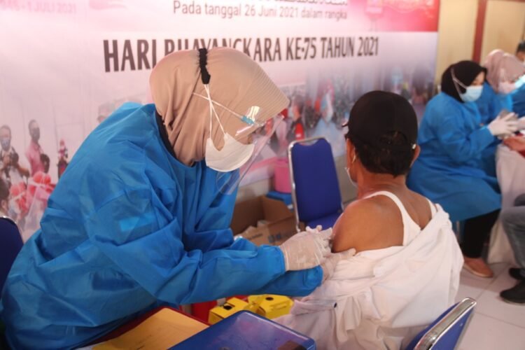 Tahapan Vaksin Masal di Polda Banten