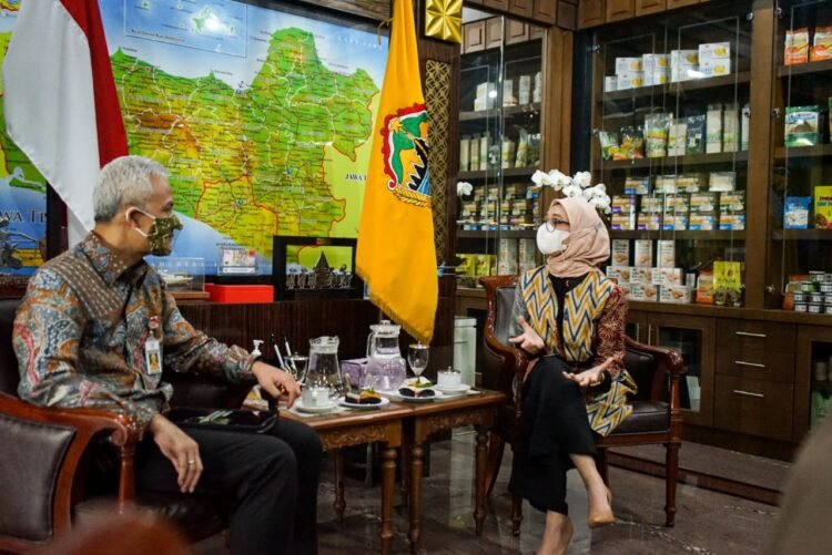 Terima Kunjungan Kerja SKP Angkie Yudistia, Ganjar: Jateng Segera Lakukan Vaksinasi untuk Disabilitas