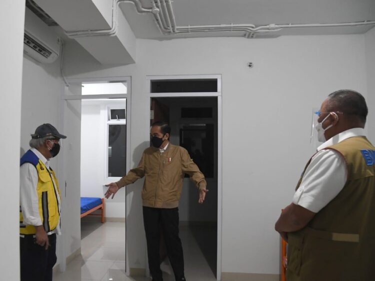 Presiden Tinjau Kesiapan Rusun Pasar Rumput untuk Isolasi Pasien COVID-19