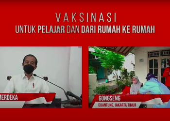 Presiden Jokowi Tinjau Vaksinasi untuk Pelajar dan Dari Rumah ke Rumah