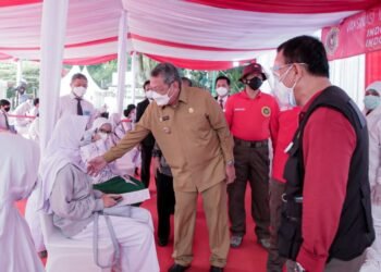 Benyamin Davnie: 228 Ribu Warga Tangsel Telah Divaksin Covid-19