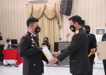 Gelar Tasyakuran, Polda Banten Berikan Penghargaan Kepada Personel Berprestasi
