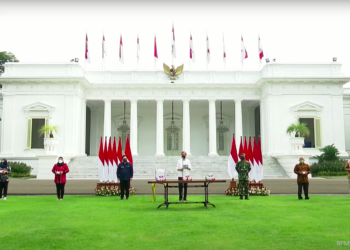 Luncurkan 300 Ribu Paket Obat Isoman Gratis, Presiden Minta Dilakukan Pengawasan Ketat