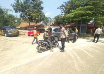Penerapan PPKM Darurat, Polres Lebak Lakukan Penyekatan di Perbatasan Kabupaten Bogor