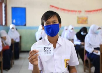 Percepatan Vaksinasi dengan Sistem Baru Bantu Tenaga Kesehatan