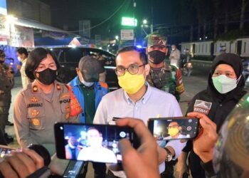 Pilar Saga Ichsan Minta Warga Tangsel Patuhi Aturan PPKM Darurat