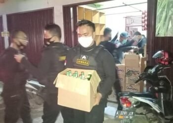 Polisi Grebek 3 Warung Jamu di Cilegon, Ratusan Botol Miras Diamankan