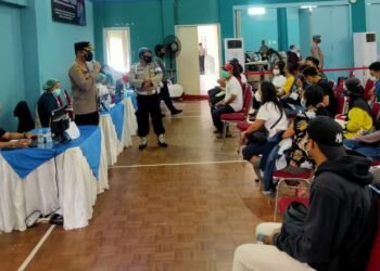 Polresta Tangerang Gelar Vaksinasi Massal di Citra Raya Cikupa