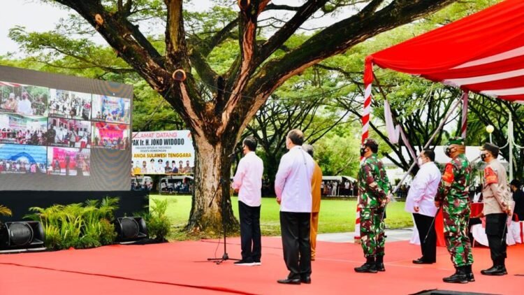 Presiden Ajak Pemerintah Daerah Dukung Satu Juta Vaksinasi Per Hari