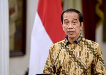 Presiden Jokowi: PPKM Level 4 Dilanjutkan dengan Penyesuaian di Sejumlah Sektor