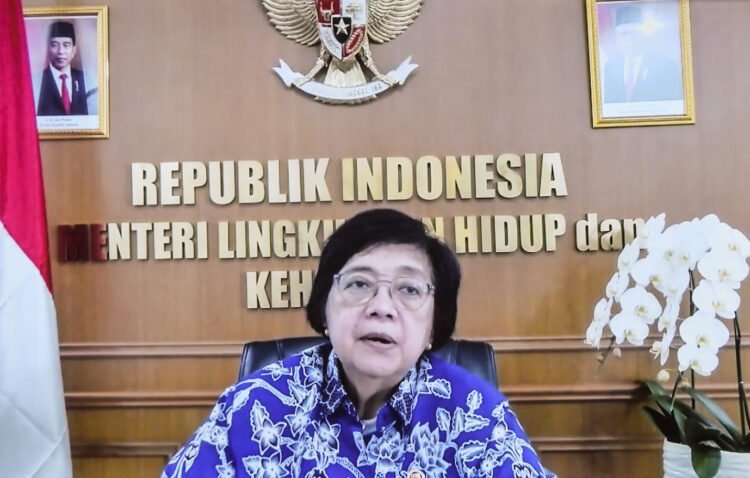 Presiden Jokowi Pimpin Rapat Terbatas Bahas Pengelolaan Limbah B3 Medis COVID-19