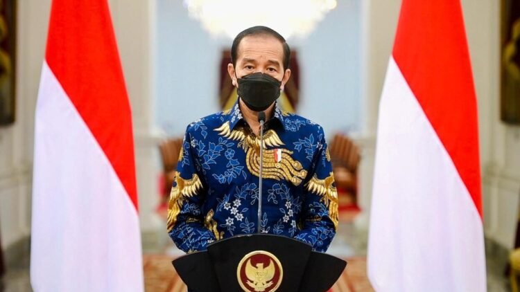 Presiden Jokowi Tetapkan PPKM Darurat di Jawa dan Bali