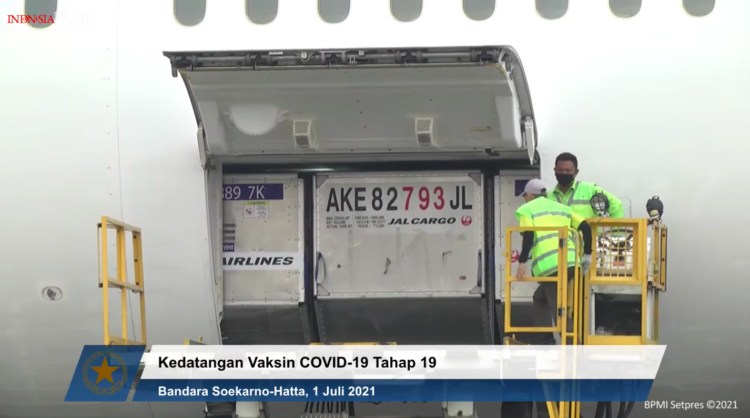 Tahap Ke-19, 998.400 Dosis Vaksin Astrazeneca Tiba di Tanah Air
