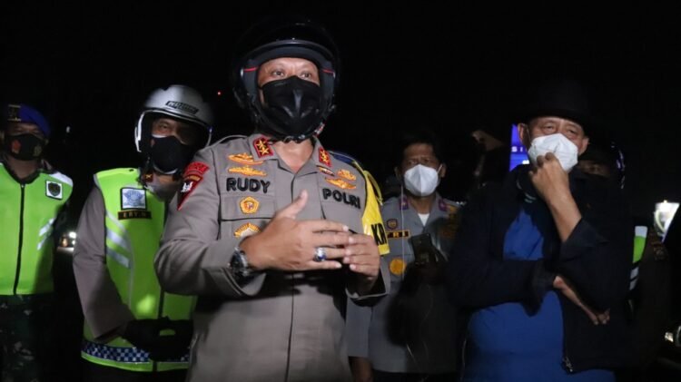 Tegakkan PPKM Darurat, Kapolda Banten Pimpin Patroli Skala Besar