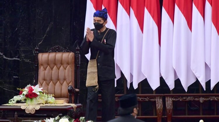 Berbaju Adat Baduy, Presiden Sampaikan Pidato Kenegaraan di Gedung Nusantara