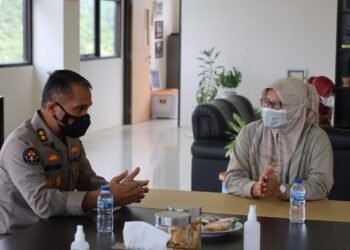Jalin Silaturahmi, Kabidhumas Polda Banten Kunjungi Diskominfo Provinsi Banten